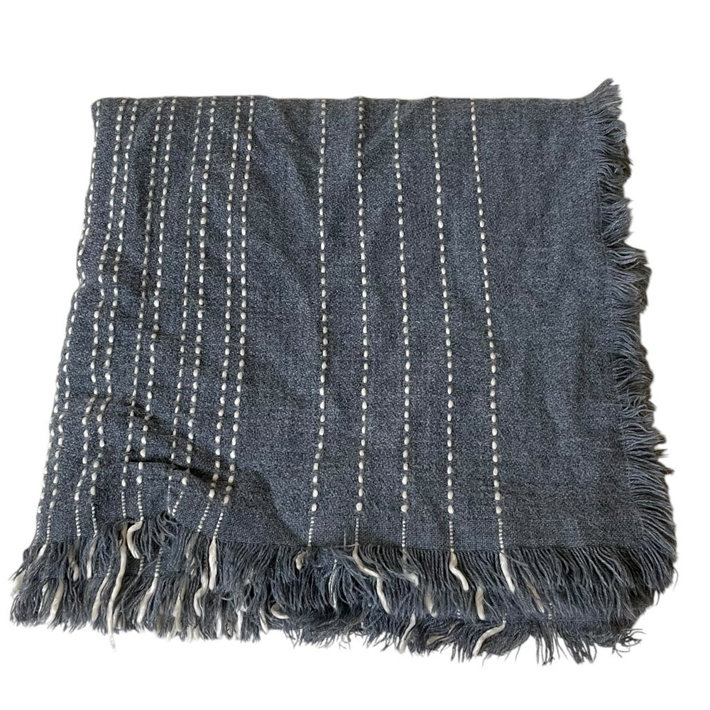 INDIGO Canada Blanket Scarf Wrap Grey White One Size